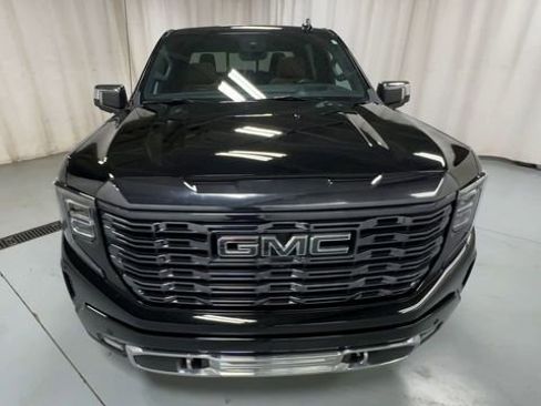 Used 2023 GMC Sierra 1500 Denali Ultimate AWD/4WD image 3
