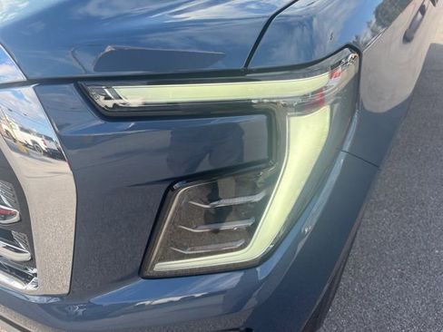 New 2026 GMC Yukon XL Elevation image 7