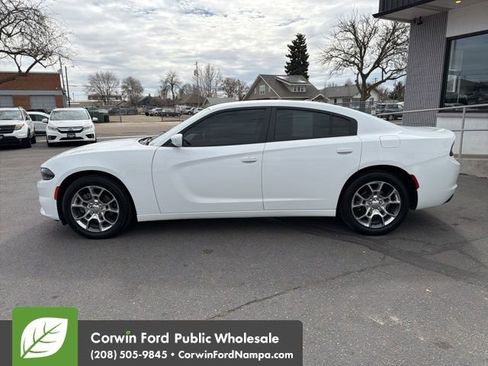 Used 2016 Dodge Charger SE w/ Popular Equipment Group image 8