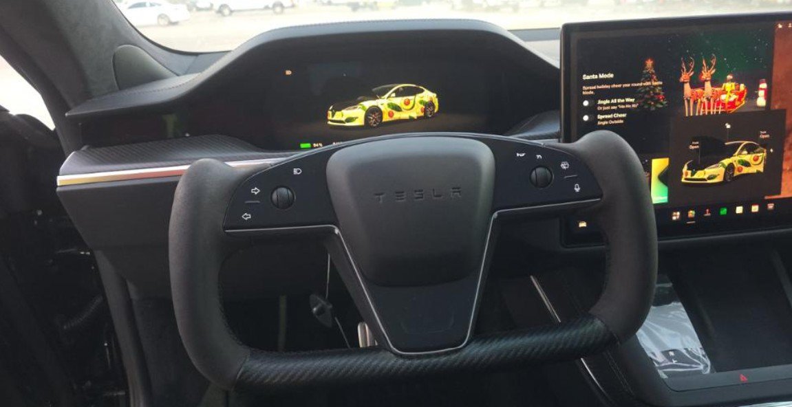 Used 2023 Tesla Model S Plaid AWD/4WD image 3