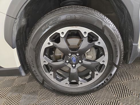 Used 2023 Subaru Crosstrek 2.0i Premium image 33