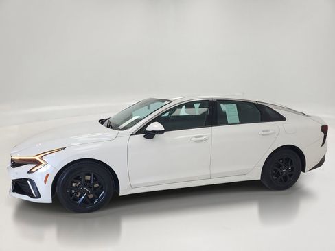 Used 2025 Kia K5 LXS image 4