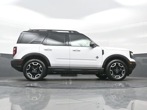 Used 2023 Ford Bronco Sport Outer Banks w/ Tech Package AWD/4WD image 33