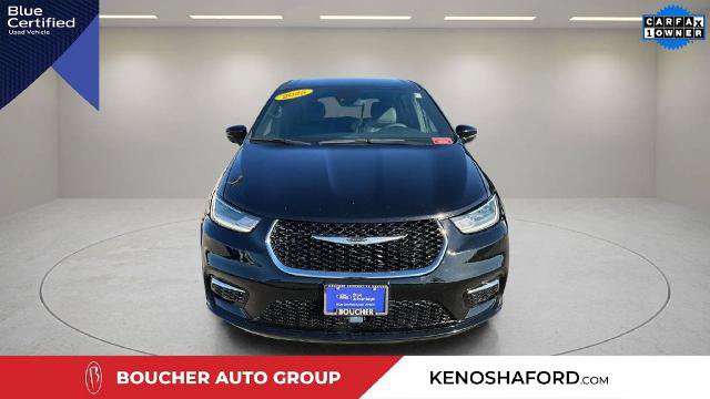 Used 2025 Chrysler Pacifica Select FWD image 2