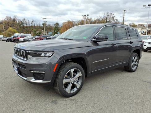 New 2025 Jeep Grand Cherokee L Limited image 8