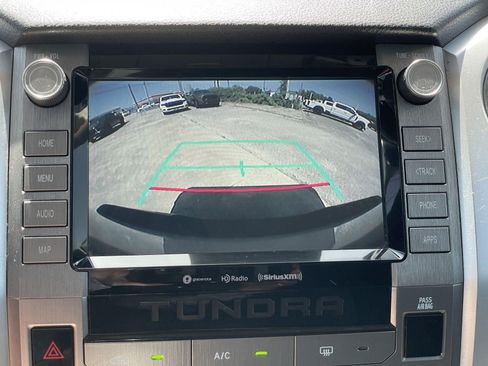 Used 2020 Toyota Tundra SR5 w/ SR5 Upgrade Package AWD/4WD image 36