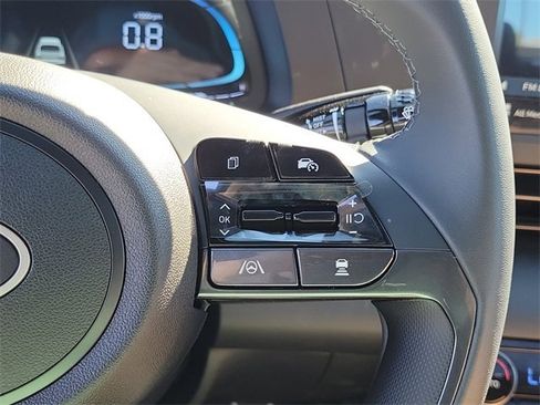 New 2026 Hyundai Elantra SEL Sport Premium image 6