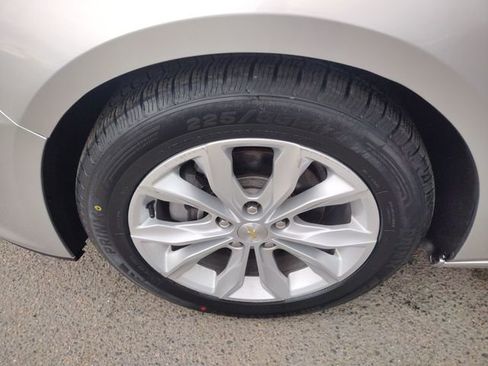 Used 2022 Chevrolet Malibu LT image 29