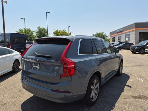 Used 2023 Volvo XC90 B5 Core AWD/4WD image 5