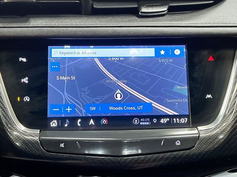 Used 2023 Cadillac XT6 Sport w/ Technology Package image 13