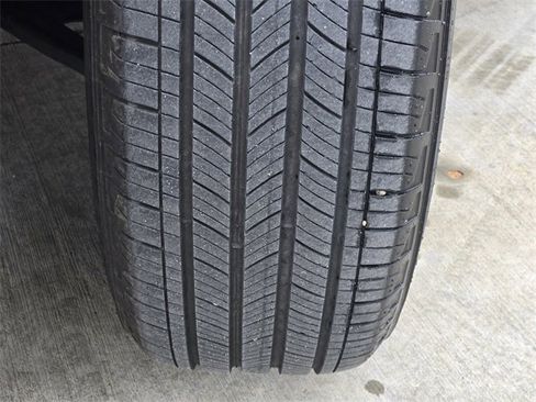 Certified 2023 Chevrolet Equinox LT image 12