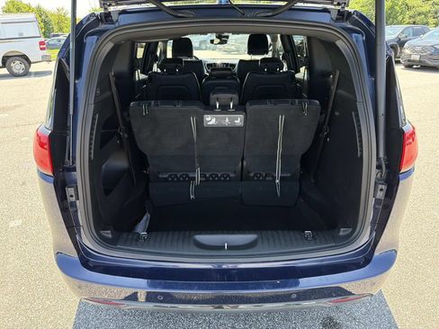 Used 2019 Chrysler Pacifica Touring-L w/ Advanced Safetytec Group FWD image 27