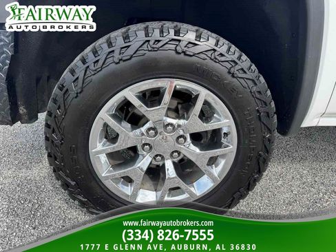 Used 2018 GMC Sierra 1500 SLT w/ SLT Premium Package AWD/4WD image 30