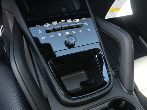 New 2026 Porsche Cayenne S image 16