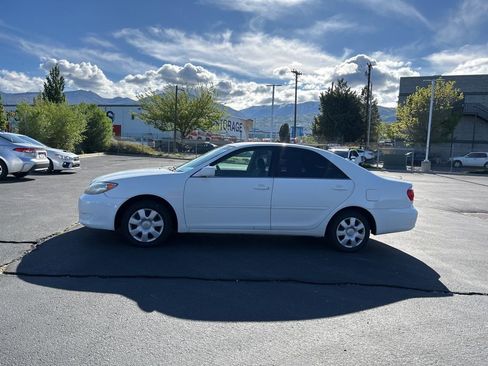 Used 2006 Toyota Camry LE image 8