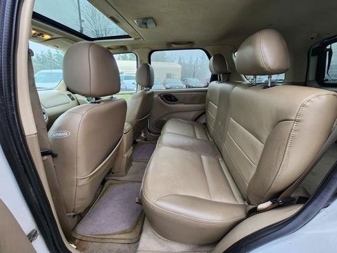 Used 2004 Ford Escape XLT AWD/4WD image 17