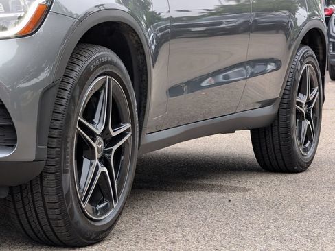 Used 2020 Mercedes-Benz GLC 300 4MATIC image 5