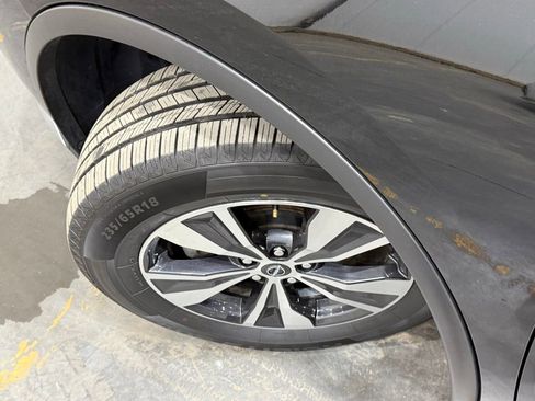 Used 2023 Nissan Murano SV image 43