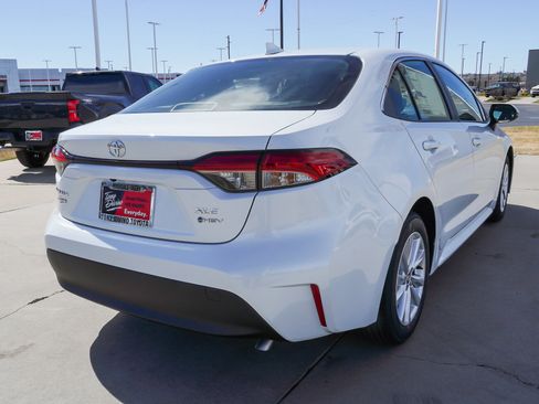 New 2026 Toyota Corolla XLE image 8