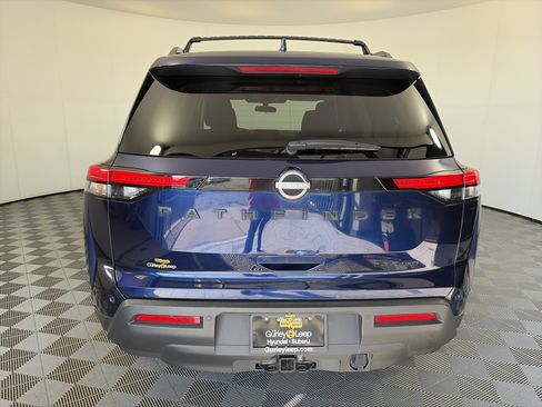 Used 2022 Nissan Pathfinder SV w/ SV Premium Package AWD/4WD image 10