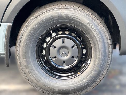 New 2026 Mercedes-Benz Sprinter 2500 image 11