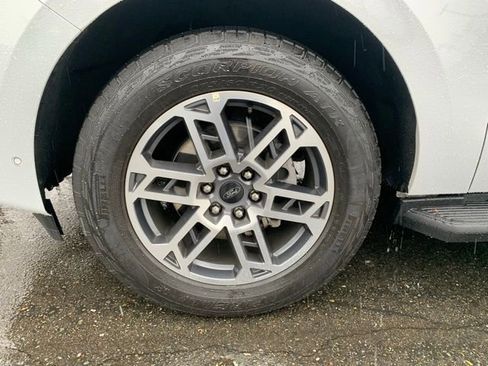 Certified 2025 Ford Expedition Active image 14