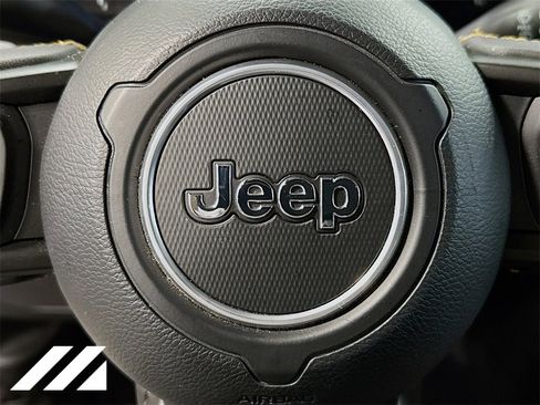 Used 2024 Jeep Wrangler Unlimited w/ Convenience Group image 32