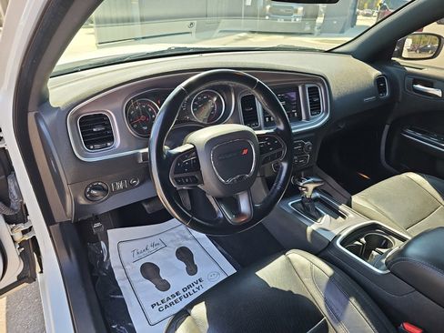 Used 2021 Dodge Charger SXT w/ Leather Interior Group RWD image 18