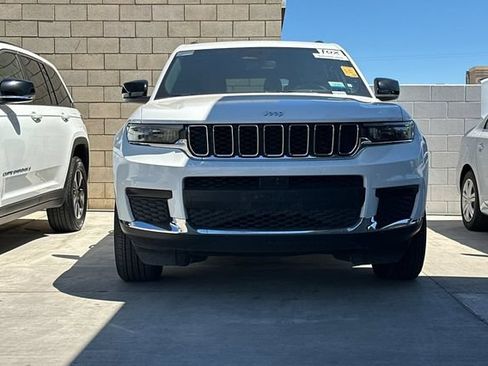 Certified 2024 Jeep Grand Cherokee L Laredo AWD/4WD image 2