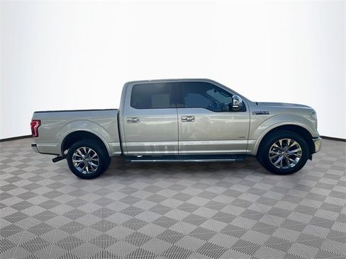 Used 2017 Ford F150 Lariat w/ Equipment Group 502A Luxury image 8