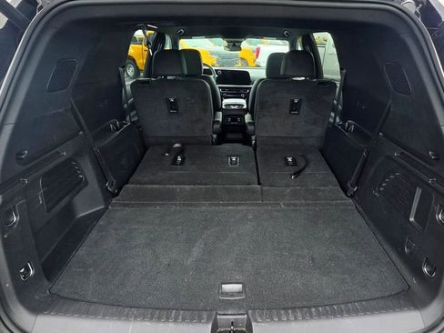 Used 2026 Chevrolet Traverse LT AWD/4WD image 10