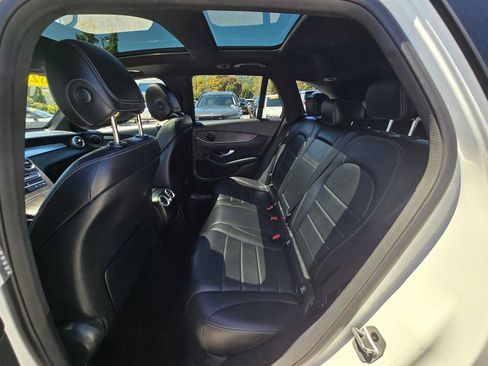 Used 2022 Mercedes-Benz GLC 300 image 17