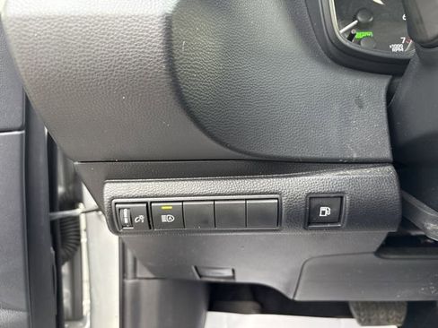 Used 2024 Toyota Corolla LE AWD/4WD image 30
