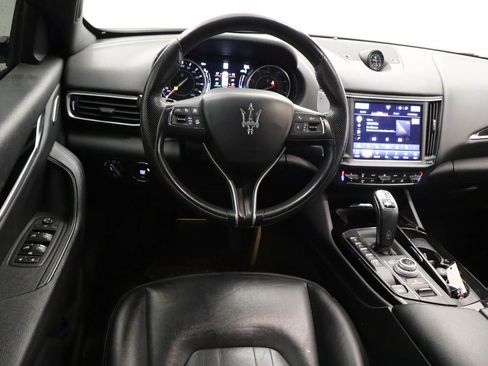 Used 2023 Maserati Levante Modena AWD/4WD image 4