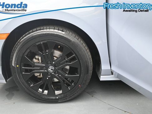 Used 2025 Honda Odyssey Sport-L image 15