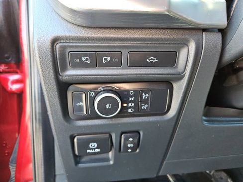 Used 2021 Ford F150 Lariat w/ Max Trailer Tow Package image 16