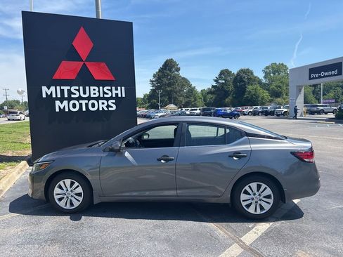 Used 2025 Nissan Sentra S FWD image 6