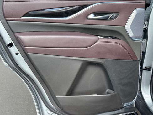 Used 2023 Cadillac Escalade Premium Luxury Platinum w/ LPO, Floor Liner Package AWD/4WD image 15