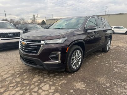 Used 2023 Chevrolet Traverse LT w/ LPO, Floor Liner Package