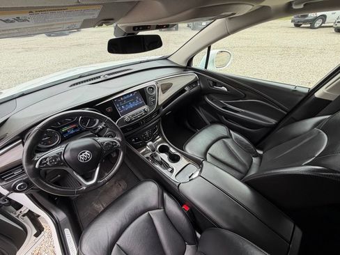 Used 2020 Buick Envision Essence FWD image 14