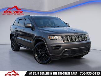 Used 2020 Jeep Grand Cherokee Altitude video 1