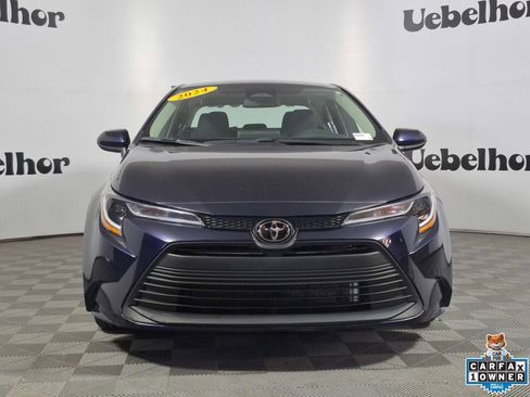 Used 2024 Toyota Corolla LE FWD image 2