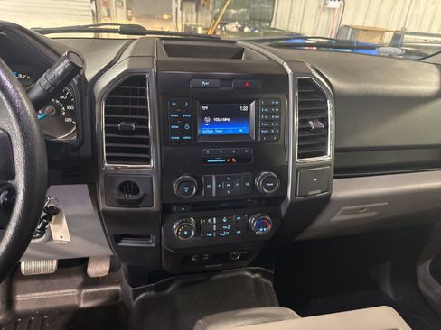 Used 2015 Ford F150 XLT w/ Equipment Group 301A Mid image 19