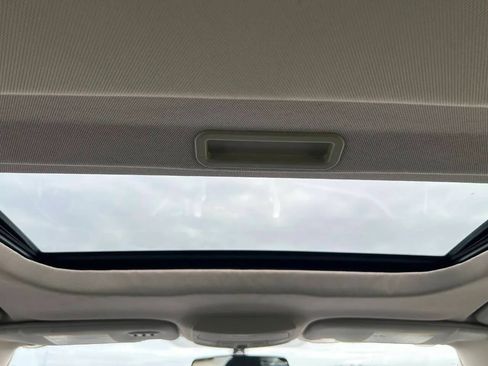 Used 2013 Ford Fusion SE FWD image 19
