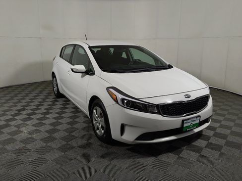 Used 2017 Kia Forte LX FWD image 15