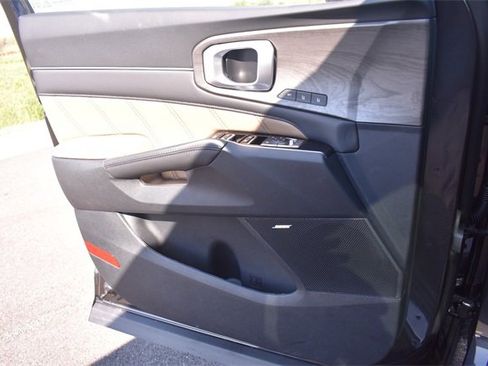New 2025 Kia Sorento SX Prestige w/ Olive Brown Leather Package image 38