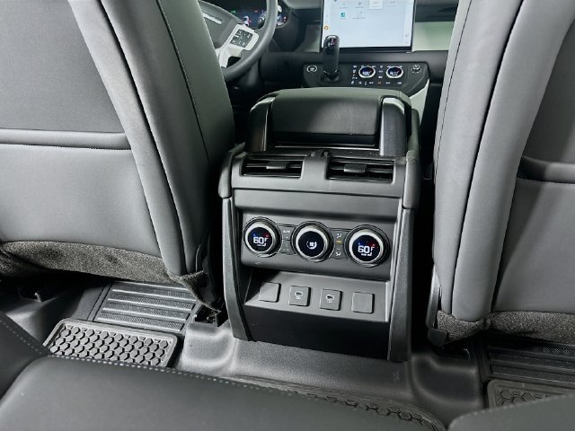New 2025 Land Rover Defender 110 S AWD/4WD image 23