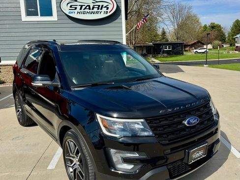 Used 2017 Ford Explorer Sport w/ Equipment Group 401A AWD/4WD image 1