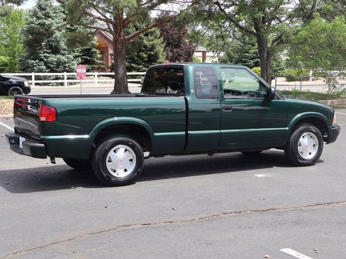 Used 2002 GMC Sonoma SLS w/ Marketing Option Pkg RWD image 4