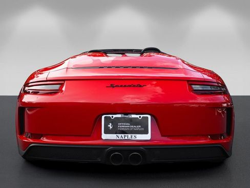 Used 2019 Porsche 911 Speedster RWD image 6